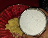 A picture of step 1 of Butter cream flowers.