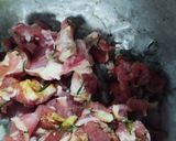 Foto langkah ke 1 dari resep Daging Sapi Slice Rosemary.