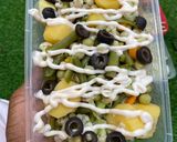 A picture of step 2 of Healthy salad.