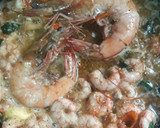 Foto del paso 3 de la receta: Camarones al ajillo con limón