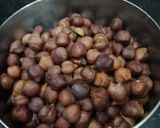 A picture of step 1 of Chana & cucumber salad.