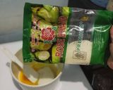 Foto langkah ke 2 dari resep Bolu Kukus Rainbow.