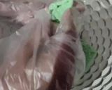 Foto langkah ke 5 dari resep Kue klepon tepung ketan isi gula merah (Lembut,manis, gurih).