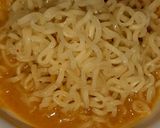 A picture of step 4 of Maggi vegan laksa soup.