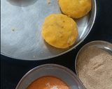 A picture of step 3 of IndoChinese Burger.