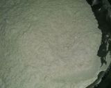 A picture of step 2 of Bajry KY Aaty ka Cake.