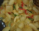 Foto langkah ke 5 dari resep Kikil Tahu Bumbu Kuning.