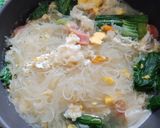Foto langkah ke 3 dari resep Bihun kuah super Simple.
