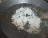 Foto del paso 4 de la receta: Fideuá con calamares y gambas