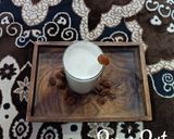 A picture of step 4 of Munakka Lassi.
