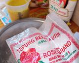 Foto langkah ke 4 dari resep Ayam Goreng Kremes.