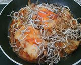 Foto del paso 5 de la receta: Bacalao con gulas y alcachofas