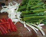 Foto langkah ke 1 dari resep Haemul Pajeon (Shrimp Pancake).