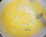 Foto langkah ke 2 dari resep Banana yogurt muffins.