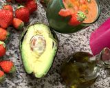 Une image de l'étape 8 de Gaspacho fraîcheur d’été 🍓🥑🧅🫑🧄🌶🍯.