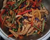 A picture of step 4 of Crunchy Chicken Stir-fry.