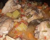Foto del paso 5 de la receta: Pollo guisado con vegetales 🍲