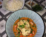 Foto del paso 6 de la receta: Curry rojo con gambón y chipirones + chips de berenjena