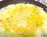 Foto langkah ke 4 dari resep Telur dadar padang.