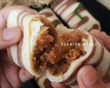 Foto langkah ke 6 dari resep Dadar Gulung Motif + Tips Tekstur Kulit.