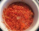 A picture of step 5 of Tomato & lentil sauce for babies and adults.