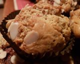 Foto del paso 8 de la receta Muffins con Cerezas y Bombones de Chocolate