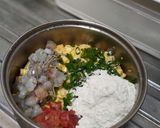Foto langkah ke 5 dari resep Perkedel Jagung Udang.