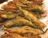 A picture of step 4 of Tempura Fried Shishito Peppers.