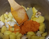Foto del paso 7 de la receta: Patatas a la marinera 🌹