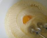 Foto langkah ke 3 dari resep Vanilla Cupcake.