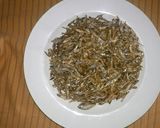 A picture of step 1 of Omena(small fish).