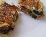 Foto del paso 4 de la receta: Tortilla de verduras, queso y ventresca de bonito