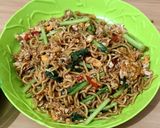 Foto langkah ke 5 dari resep Mie Goreng Tek-Tek.