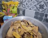 Foto langkah ke 3 dari resep Abon Kulit Pisang.