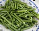 Foto langkah ke 1 dari resep Gulai Kacang Panjang Masak Udang Simple.