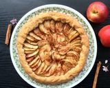 A picture of step 6 of Easy Apple Pie Tart.