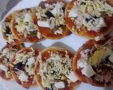 صورة لخطوة 4 من وصفة ميني 🍕 بيتزا