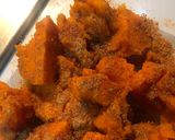 A picture of step 2 of Sweet potato juici chat 🧡🧡🧡.