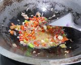 Foto langkah ke 1 dari resep Nasi Bakar Cumi Asin Pete.