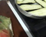 Foto del paso 1 de la receta: Milanesas de berenjena 🍆 a la napo