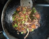 Foto langkah ke 6 dari resep Tumis Cumi Petai.