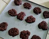 Foto langkah ke 5 dari resep Chocochips Cookies Renyah.