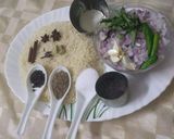 A picture of step 1 of BIRANJI RICE (exclusively made with onions).