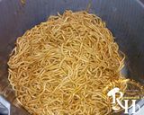 Foto langkah ke 2 dari resep Mie Balap Goreng ala RHpawonalit.
