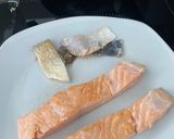Une image de l'étape 1 de Saumon aux tagliatelles.