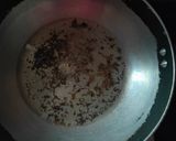 A picture of step 4 of Tuvar paratha.