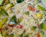 Foto del paso 4 de la receta: TORTILLA DE VEGETALES 🧅🫑🌶️🥬🍅🥬