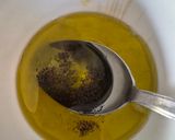 Une image de l'étape 1 de Ceviche de cabillaud à la sauge, citron confit et huile vanillée.