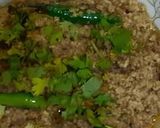 A picture of step 2 of Chicken seekh qeema.