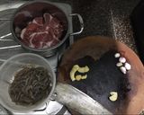 Hình bước làm 1 của món Thịt rang tôm bé
